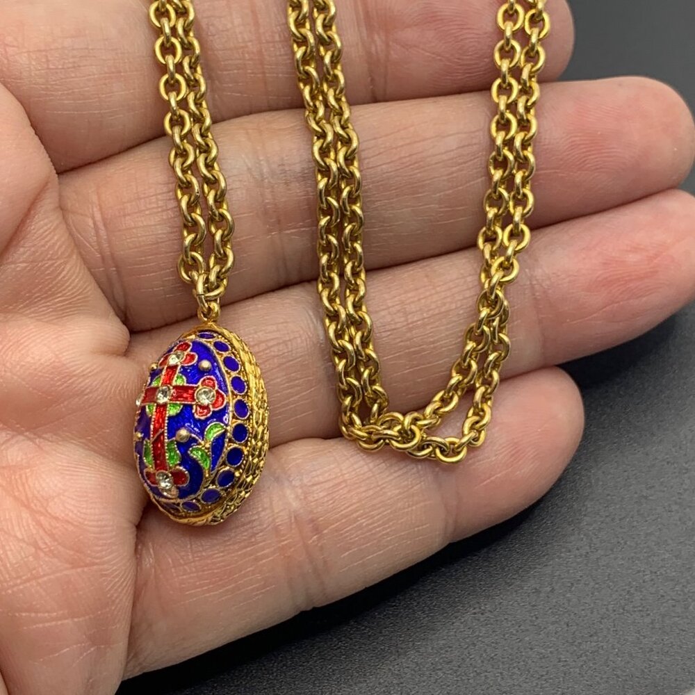 12K Gold Filled Ornate Enamel Egg Pendant  Enamel Cross on 19" Cable Chain - Picture 8 of 16